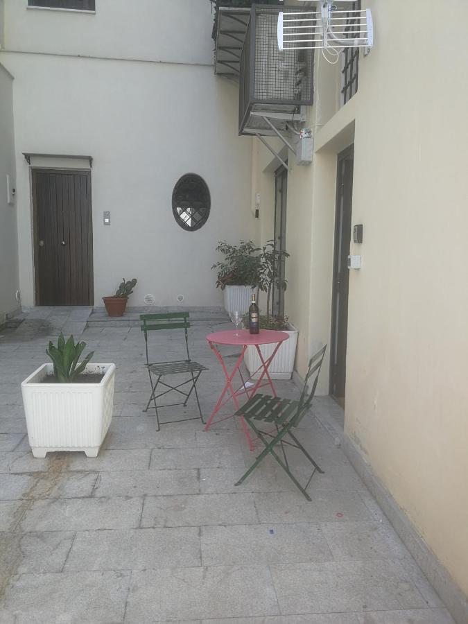 atocà2 confortevole loft vedi anche atocà1 e atocà3 Palermo Exterior foto